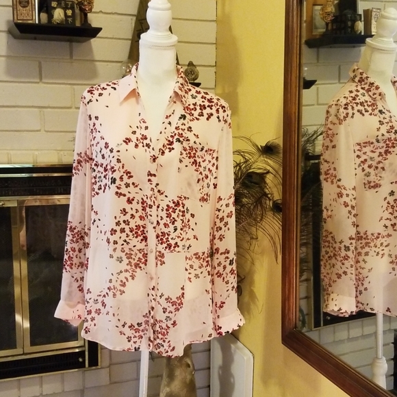 Candie's Tops - CANDIE'S Hi-Lo Sheer Floral VNeck Button-up Top XL